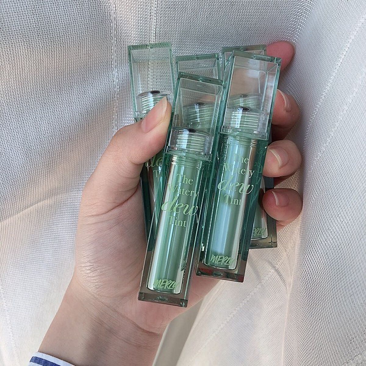 ザ ウォータリーデューティント/MERZY/リップティントを使ったクチコミ（3枚目）