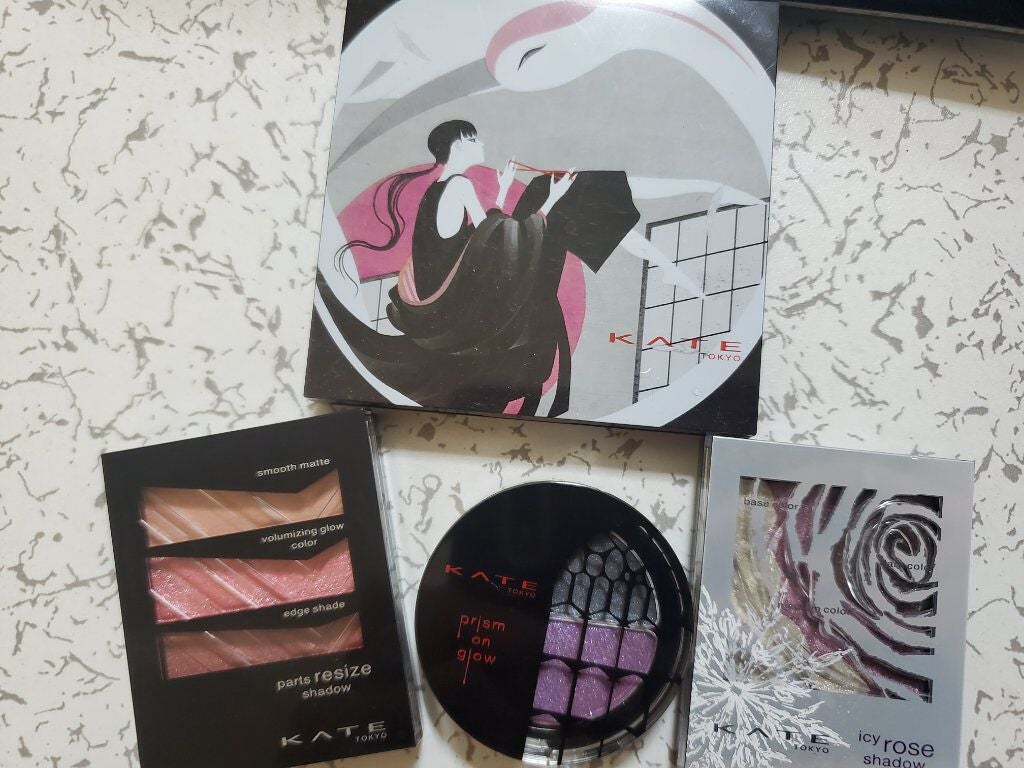 プリズムオングロウ/KATE/ジェル・クリームアイシャドウを使ったクチコミ(4枚目)