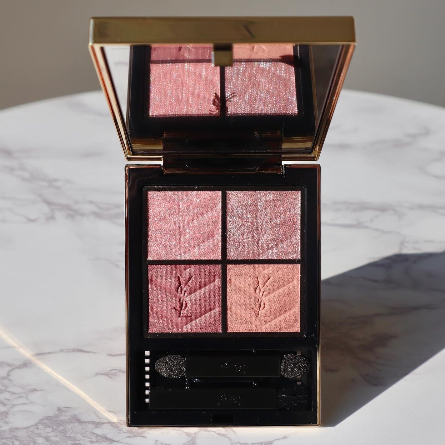 クチュール ミニ クラッチ/YVES SAINT LAURENT BEAUTE/アイシャドウパレットを使ったクチコミ(1枚目)