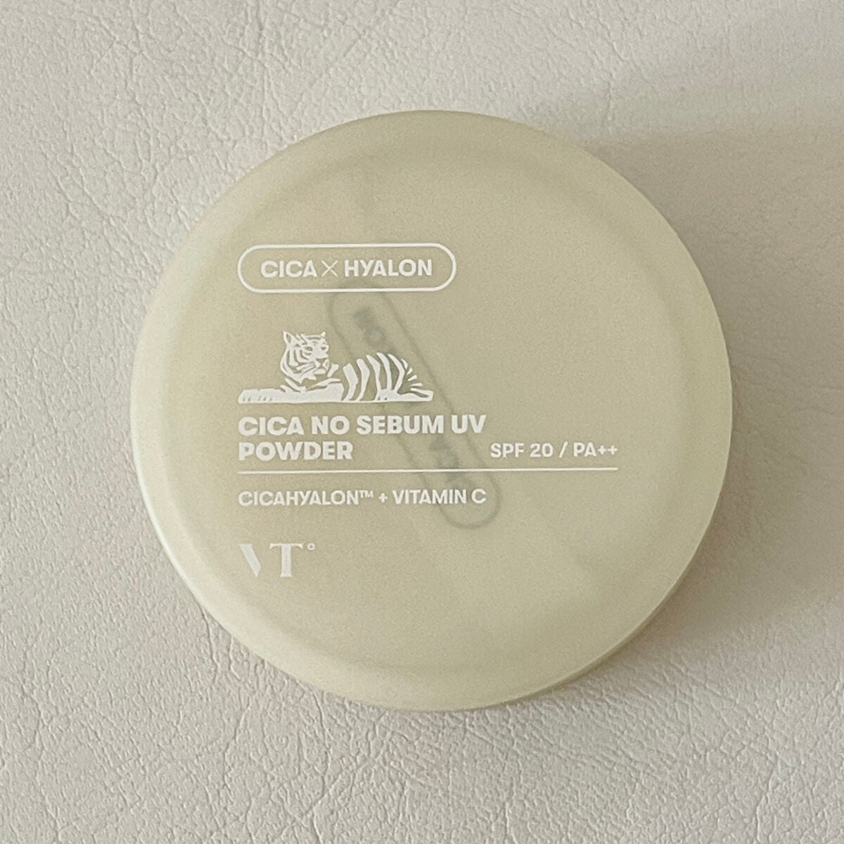 CICA ノーセバム マイルドパウダー/VT/ルースパウダーを使ったクチコミ(1枚目)