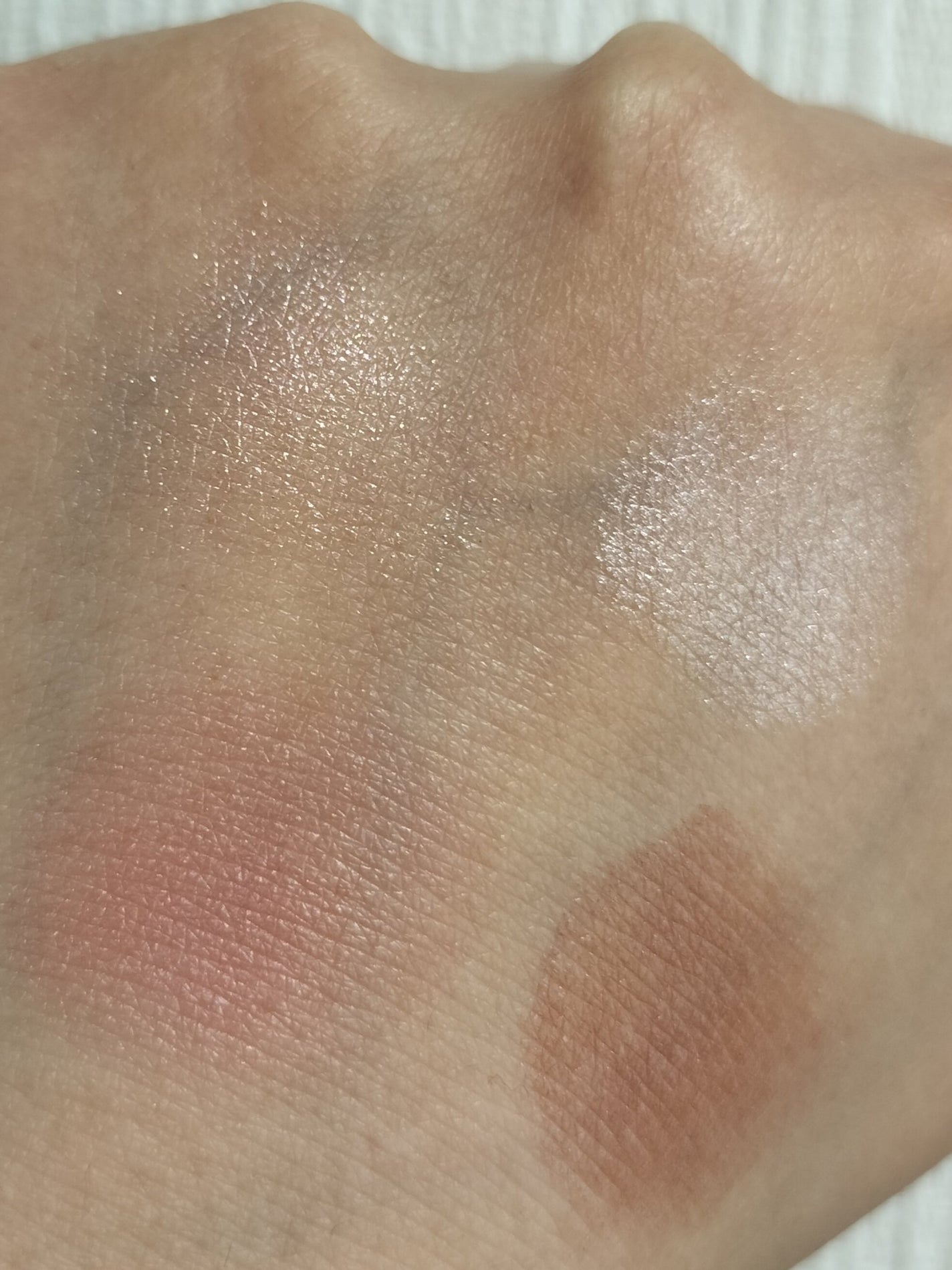 ベージュトーンアイシャドウ/CEZANNE/アイシャドウパレットを使ったクチコミ(2枚目)