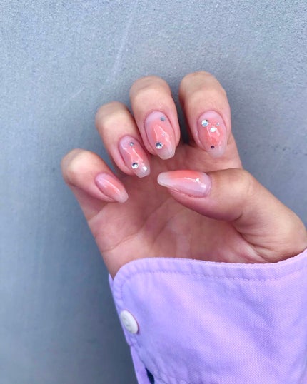 mai🍑フォロバ100% on LIPS 「juicyな桃チーク🍑🧊ちゅるんと感と血色感がKawaii#ワ..」(4枚目)