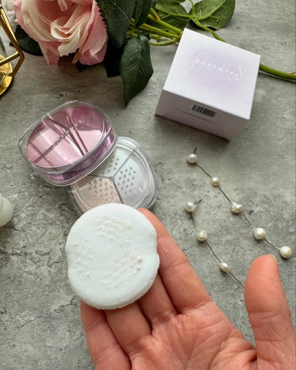 ステイフィクサーマルチカラーパウダー 01 ペールクリア/wakemake/ルースパウダーを使ったクチコミ(2枚目)