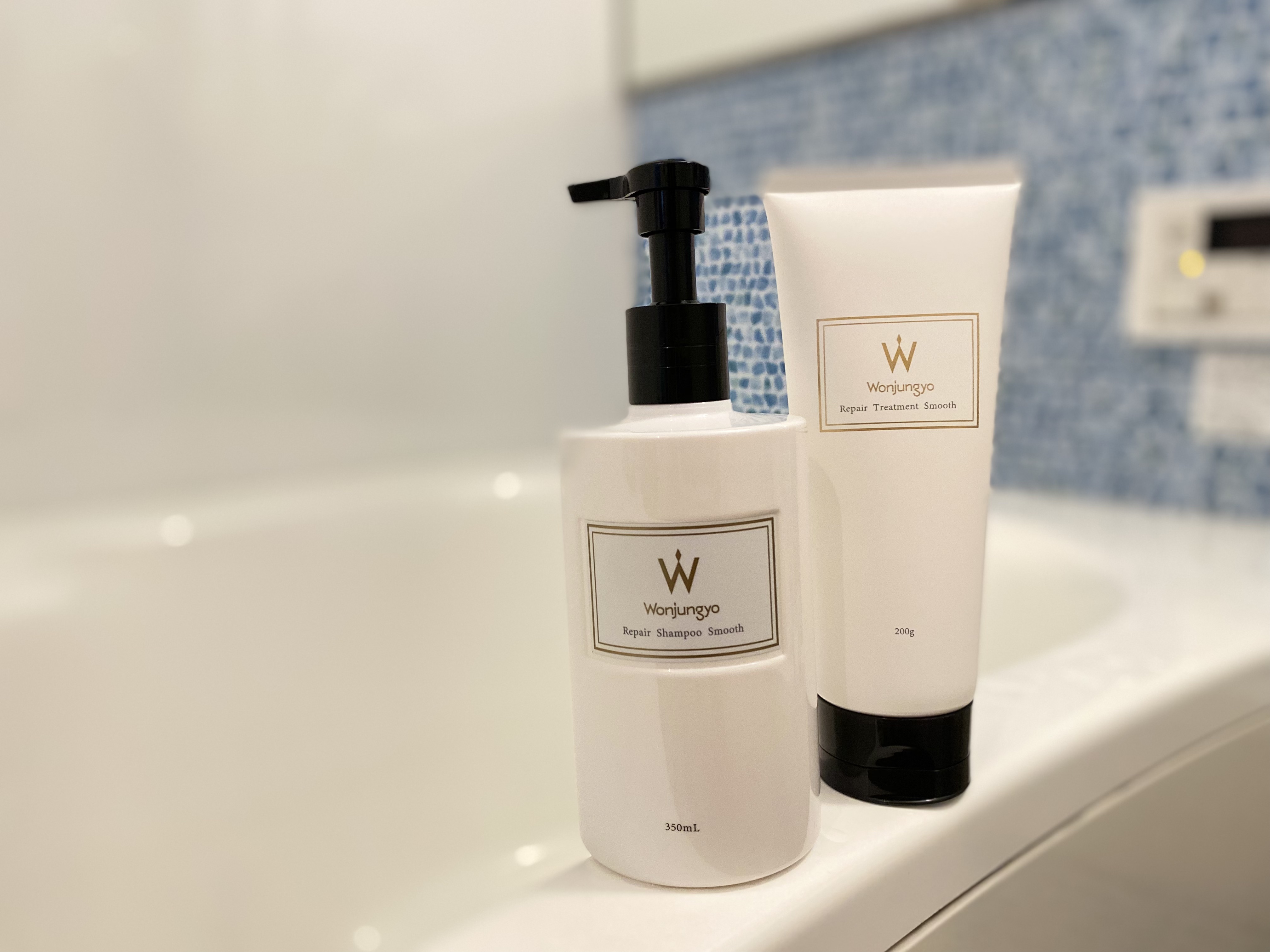 💠💠💠💠
.
Wonjungyoからヘアケアが新登場！
ずっと気になってたアイテムを遂に使ってみました♡

モイストとスムースの2種類があって
私が選んだのはスムースタイプ。
髪のからまりが気になる方にオススメみたい◎

シャンプー