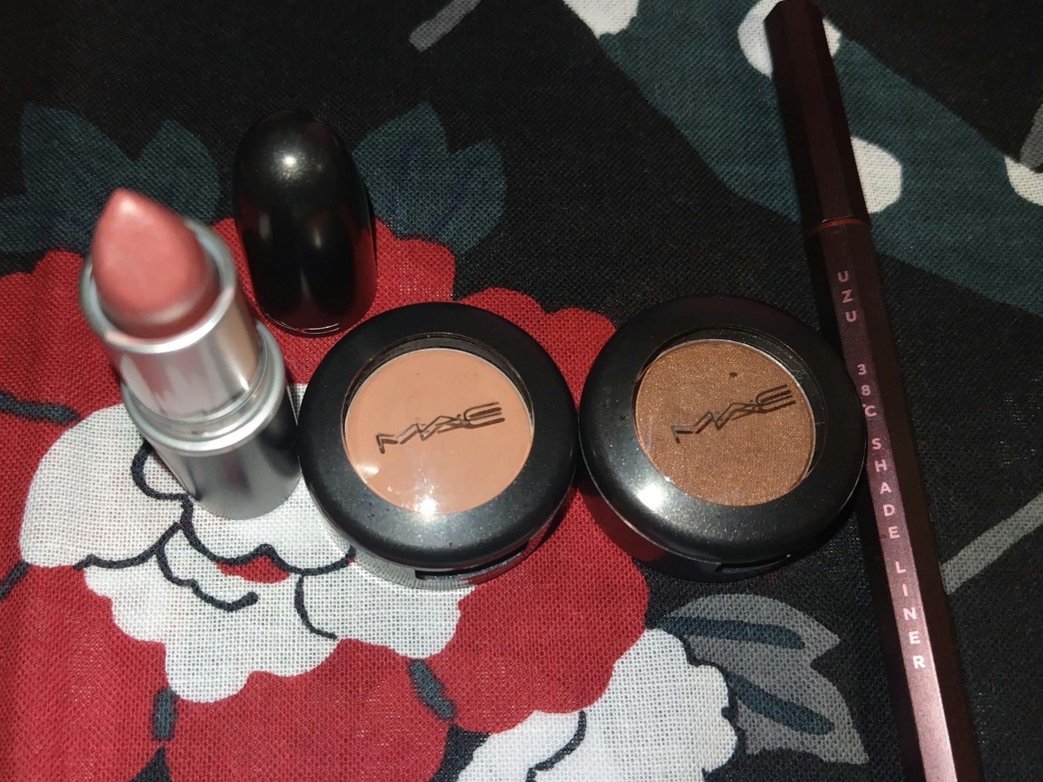 スモール アイシャドウ ソフト ブラウン/M・A・C/単色アイシャドウを使ったクチコミ（1枚目）