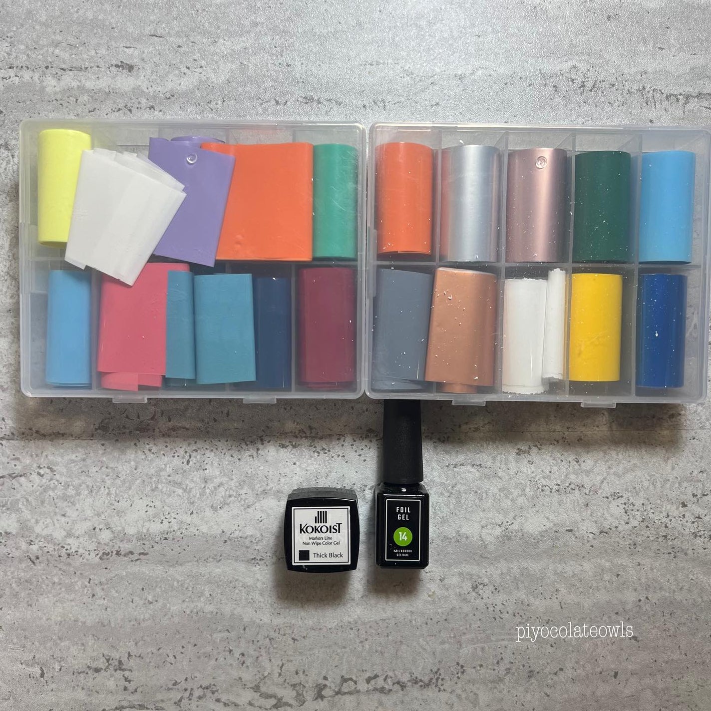 ぴよこれいと あうるす on LIPS 「爪、変えました。秒で出来る簡単デザイン。爪に何かが、付いてりゃ..」(5枚目)