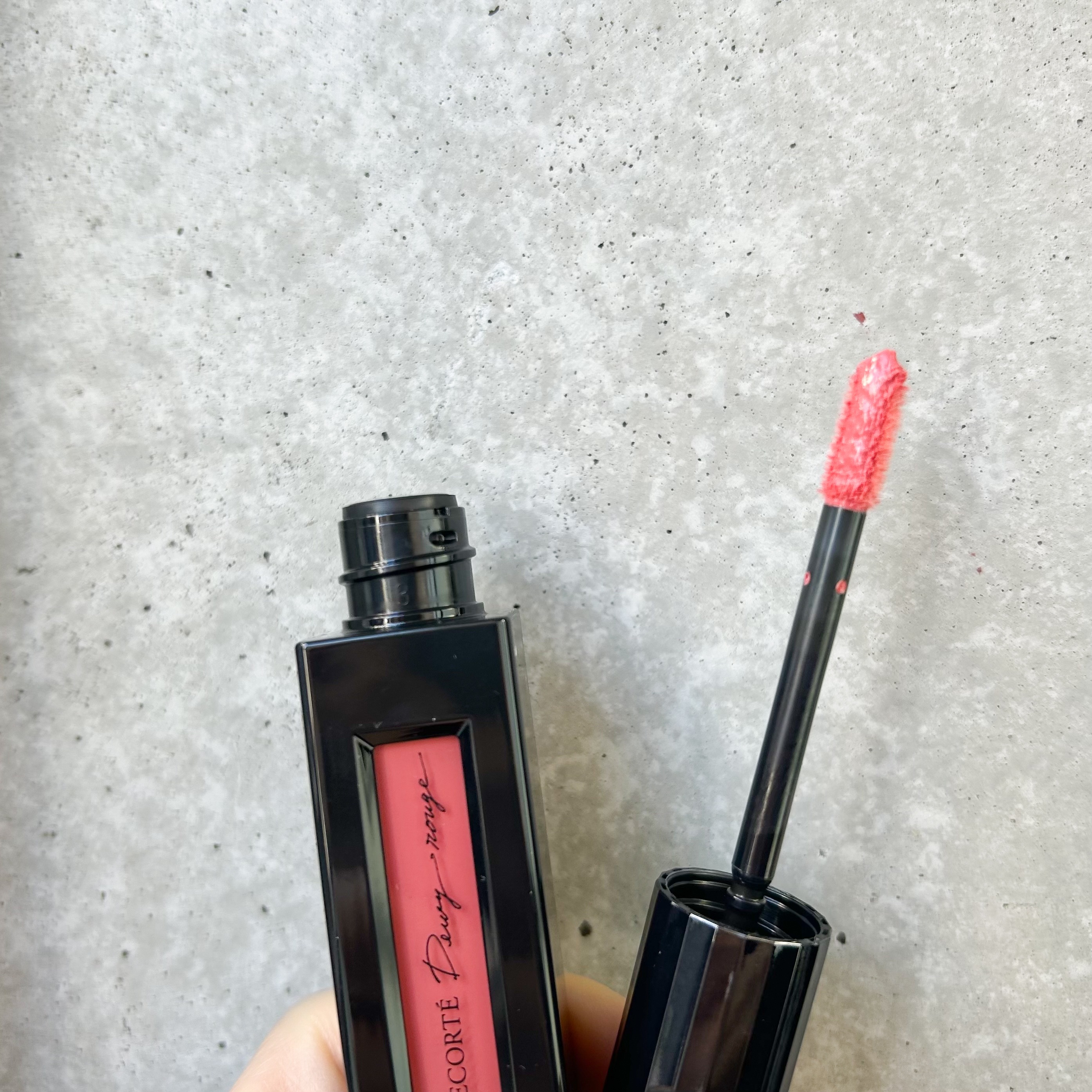 ルージュ デコルテ リキッド 07 warm maple（Dewy rouge ）/DECORTÉ/口紅を使ったクチコミ（2枚目）