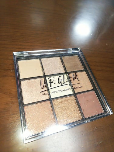 UR GLAM　BLOOMING EYE COLOR PALETTE/U R GLAM/パウダーアイシャドウを使ったクチコミ（2枚目）