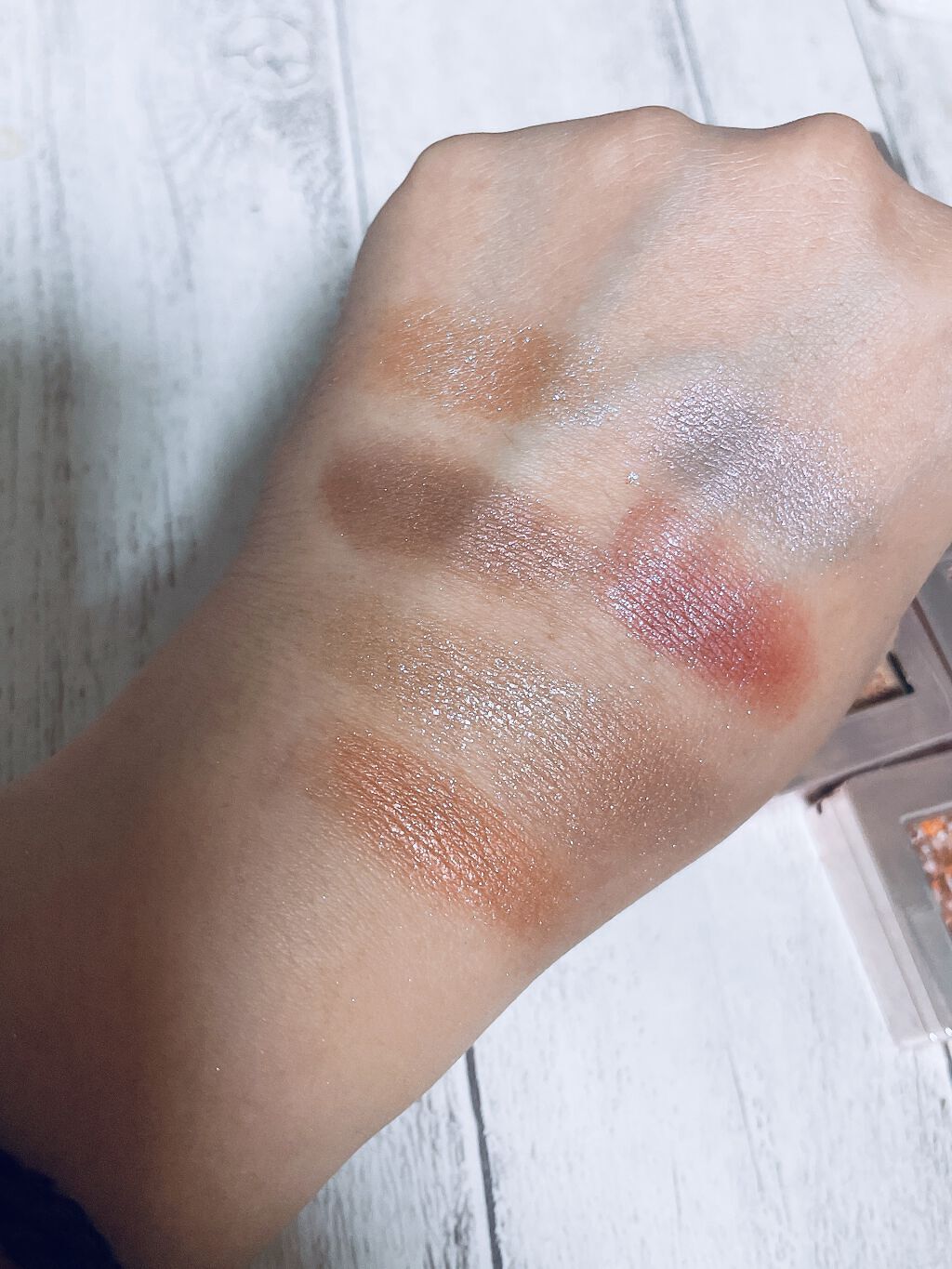 グリッタープリズム シャドウ/MISSHA/グリッターを使ったクチコミ（3枚目）