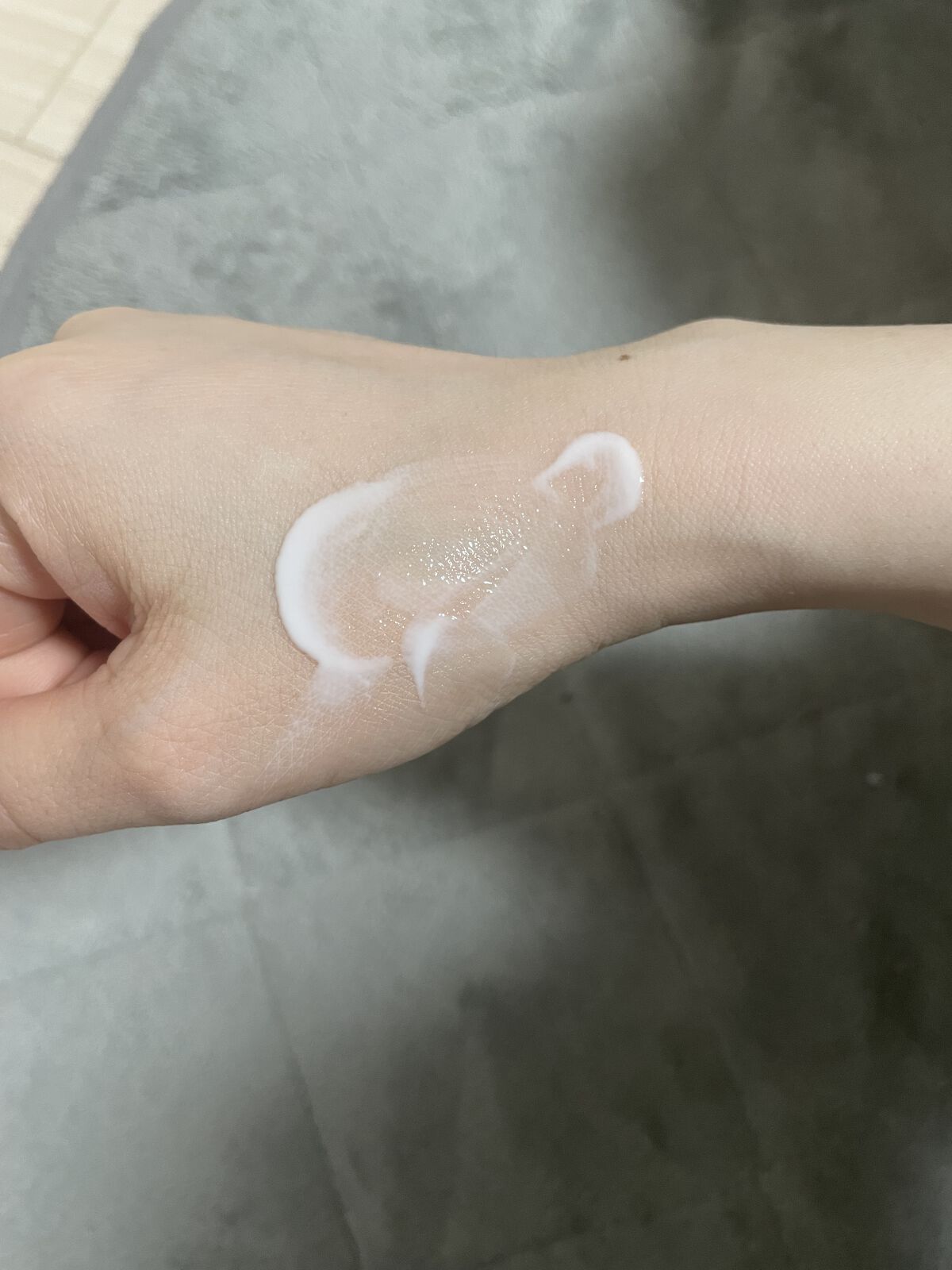 ニベアUV 薬用エッセンス/ニベア/日焼け止めローションを使ったクチコミ（2枚目）