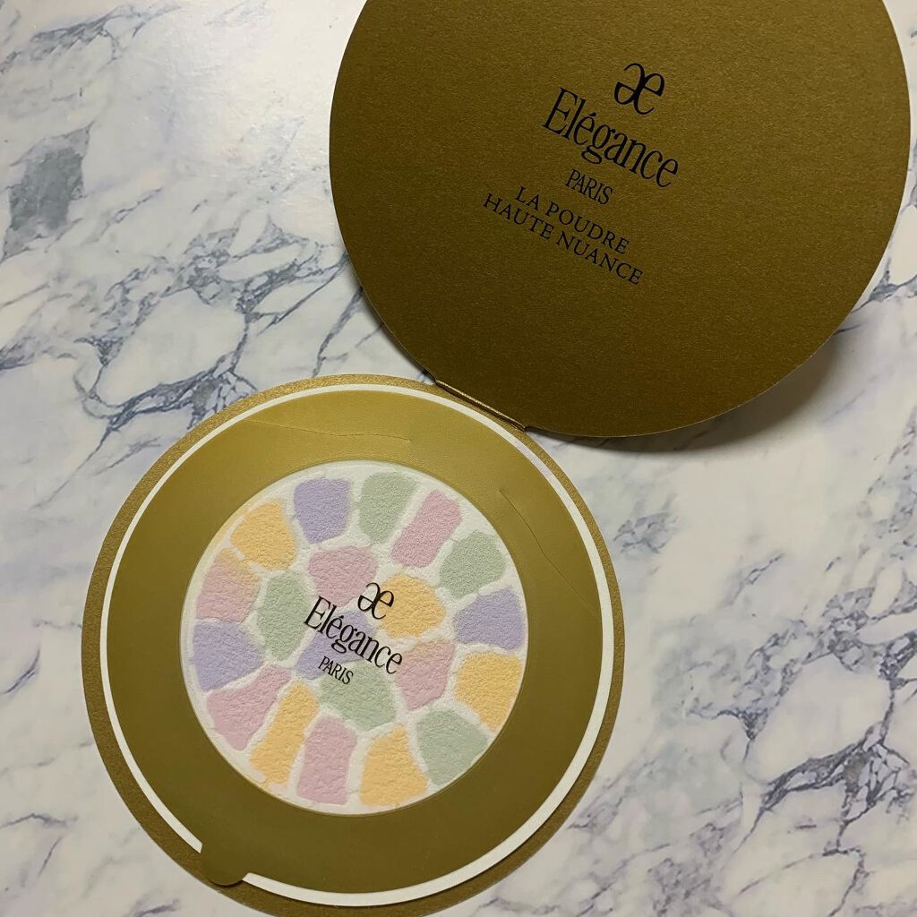 ラ プードル オートニュアンス/Elégance/プレストパウダーを使ったクチコミ(1枚目)