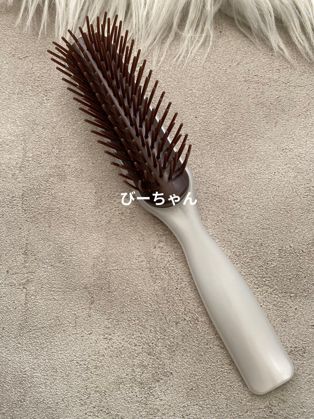 椿ブラシ/DAISO/ヘアブラシを使ったクチコミ(2枚目)