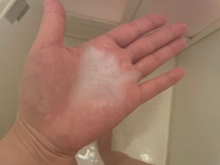 えみか on LIPS 「ホワイトコンク薬用ホワイトコンクボディシャンプーCII使い始め..」(4枚目)