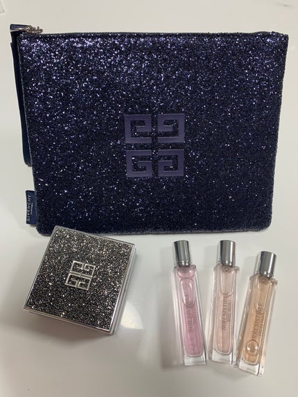 ななしゃ on LIPS 「🌸香水🌸GIVENCHYイレジスティブルディスカバリーセットを..」(4枚目)