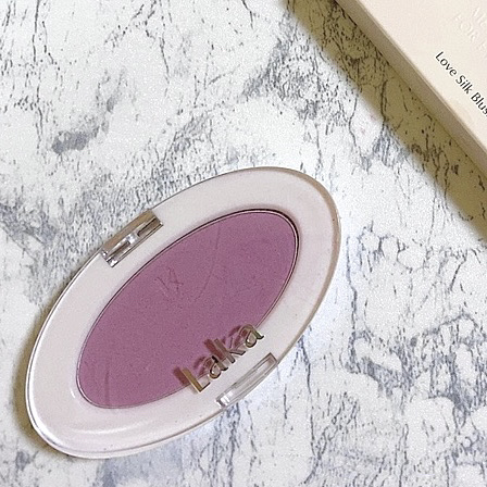 ラブシルクブラッシュ/Laka/パウダーチークを使ったクチコミ（2枚目）