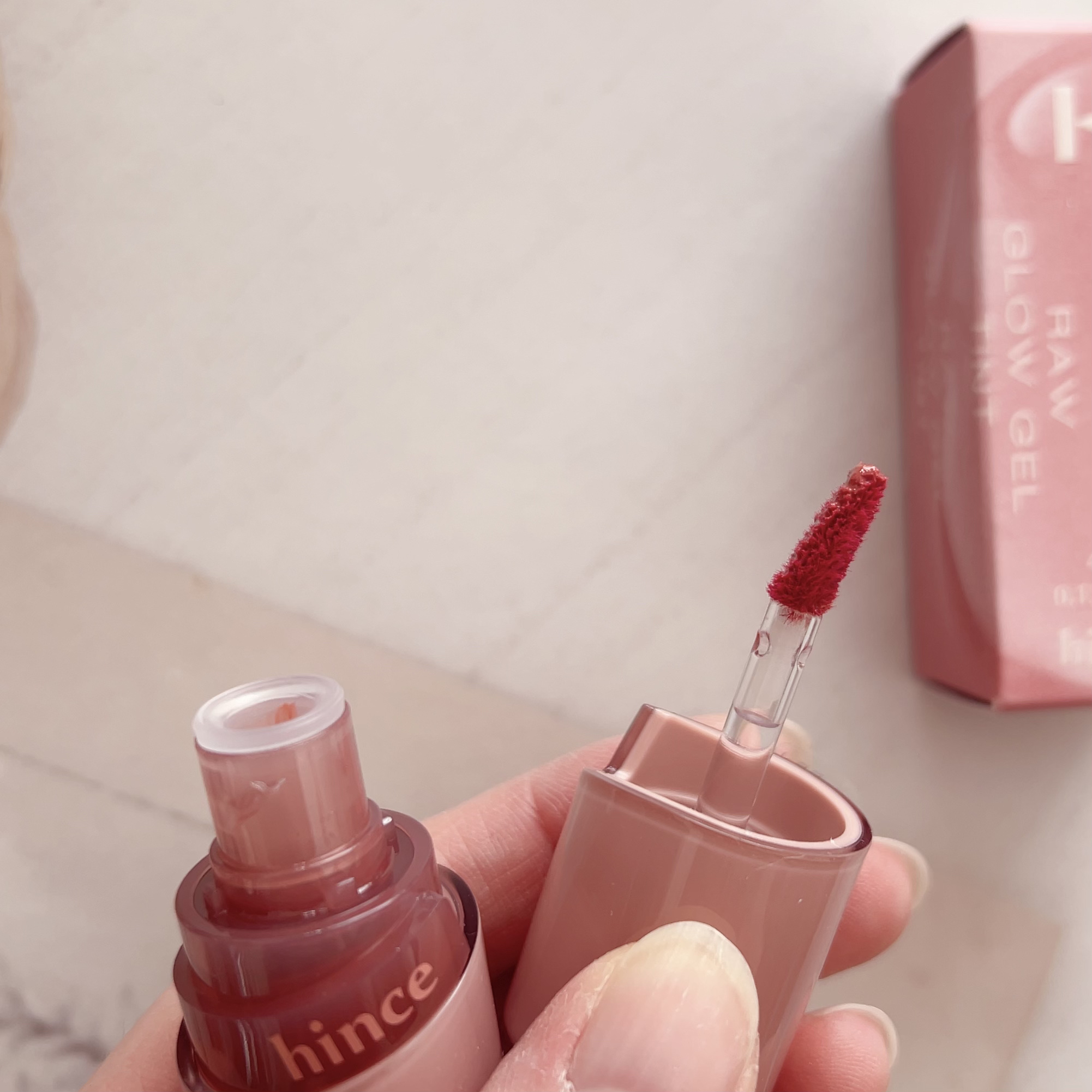 ロウグロウジェルティント/hince/リップティントを使ったクチコミ（2枚目）