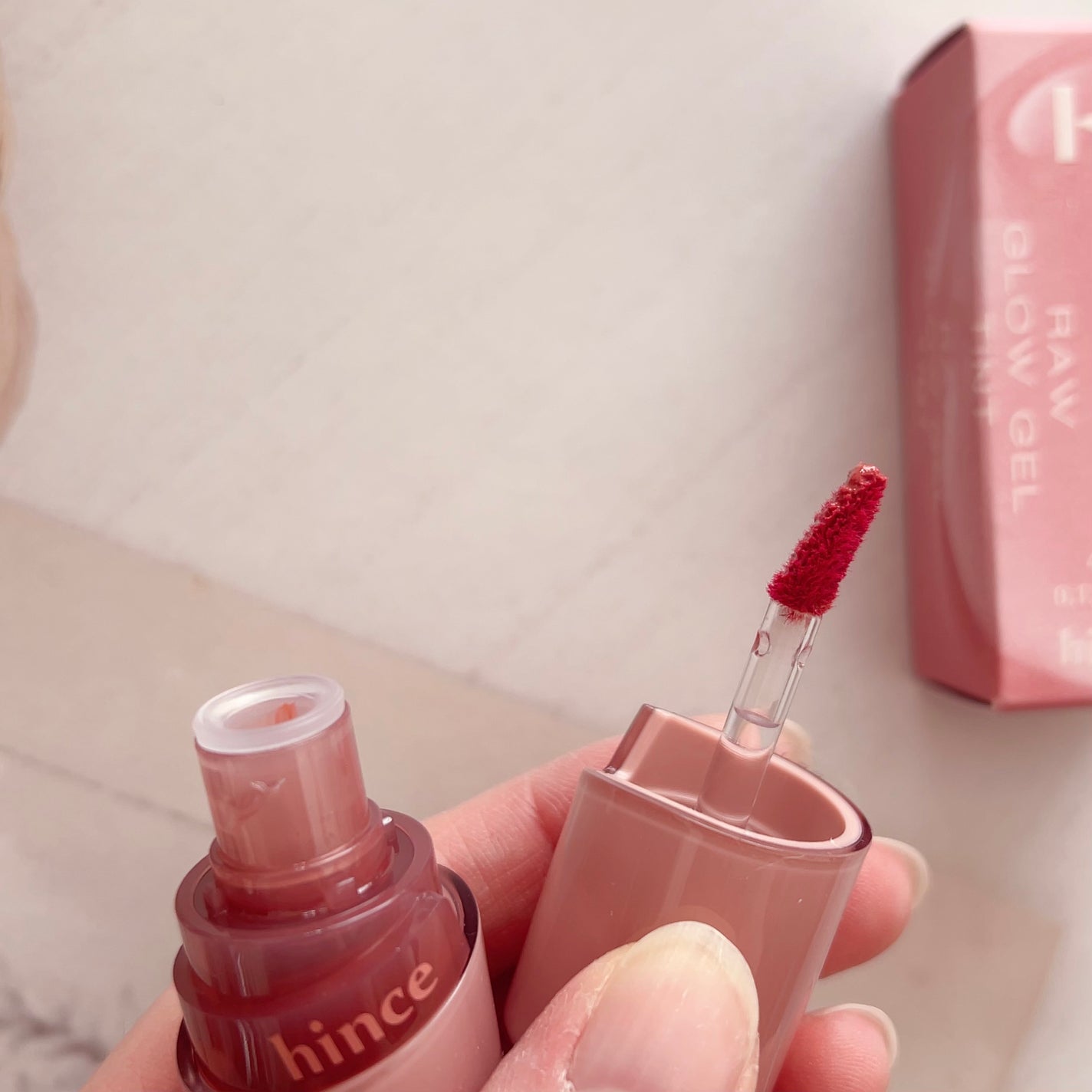 ロウグロウジェルティント/hince/リップティントを使ったクチコミ(2枚目)