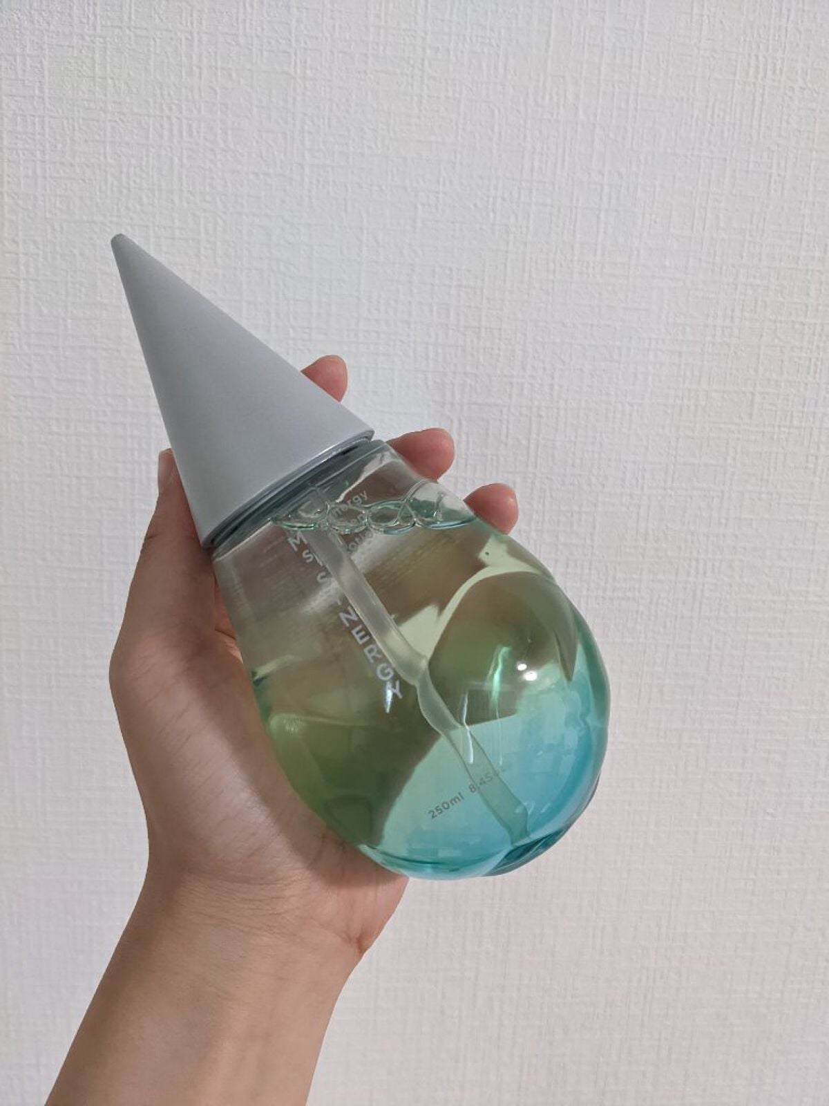 ぽんちょむ フォロバします on LIPS 「Ms.SYNERGY シナジーディフェンスローションをお試し!..」(2枚目)