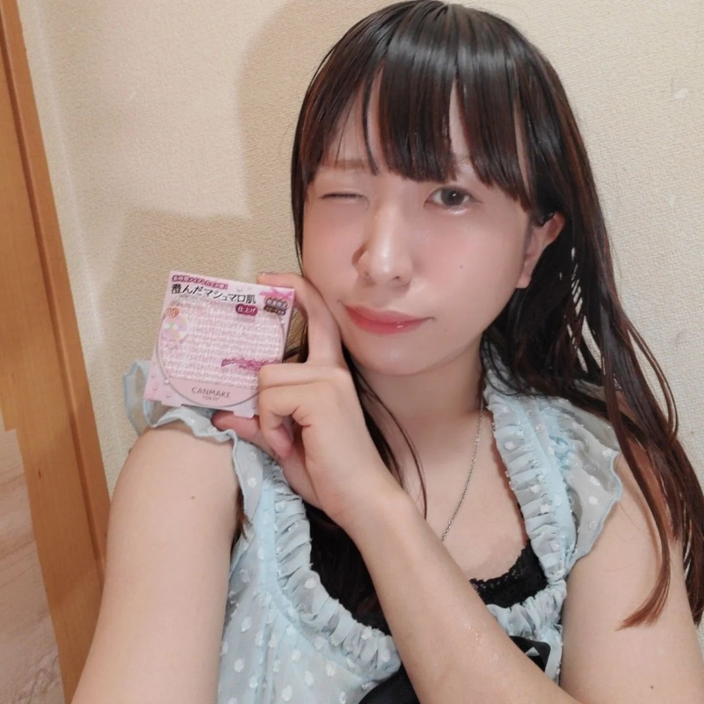 イルミネイティングフィニッシュパウダー ~Abloom~/キャンメイク/プレストパウダーを使ったクチコミ(2枚目)