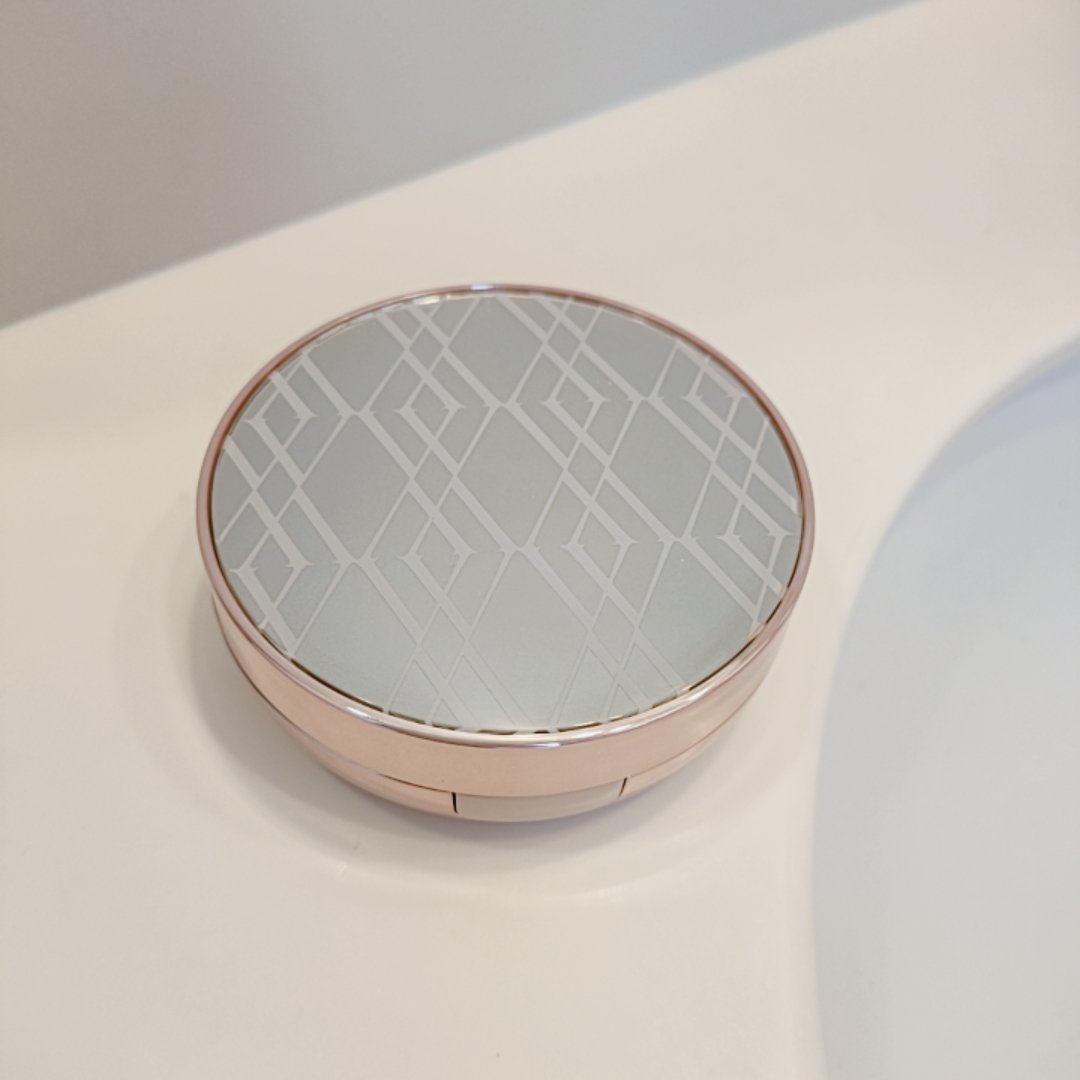 WATTLEクッションファンデーション 02 ライトベージュ/WATTLE/クッションファンデーションを使ったクチコミ（1枚目）