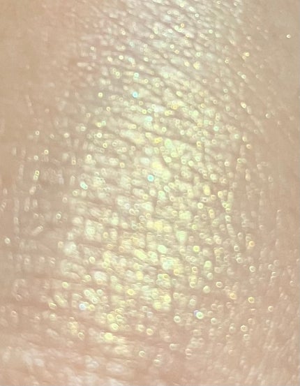 オンブル エサンシエル/CHANEL/単色アイシャドウを使ったクチコミ(2枚目)