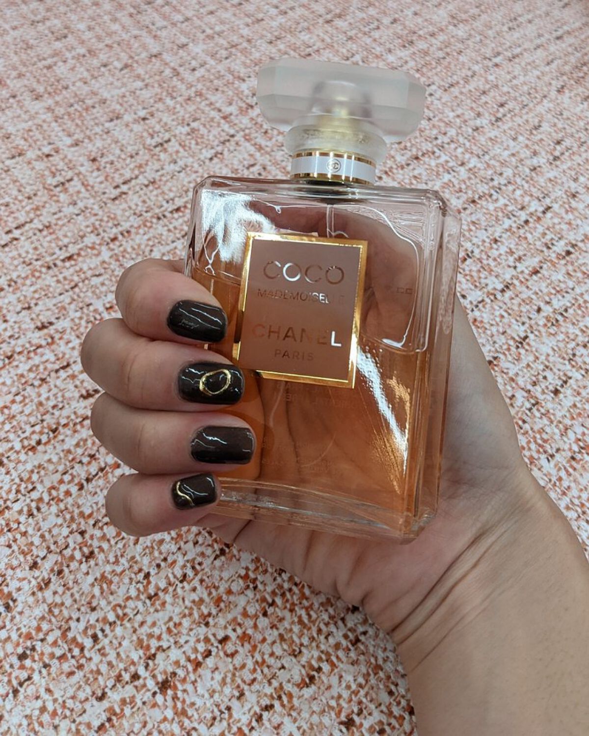 ココ マドモアゼル オードゥ パルファム(ヴァポリザター)/CHANEL/香水(レディース)を使ったクチコミ（2枚目）