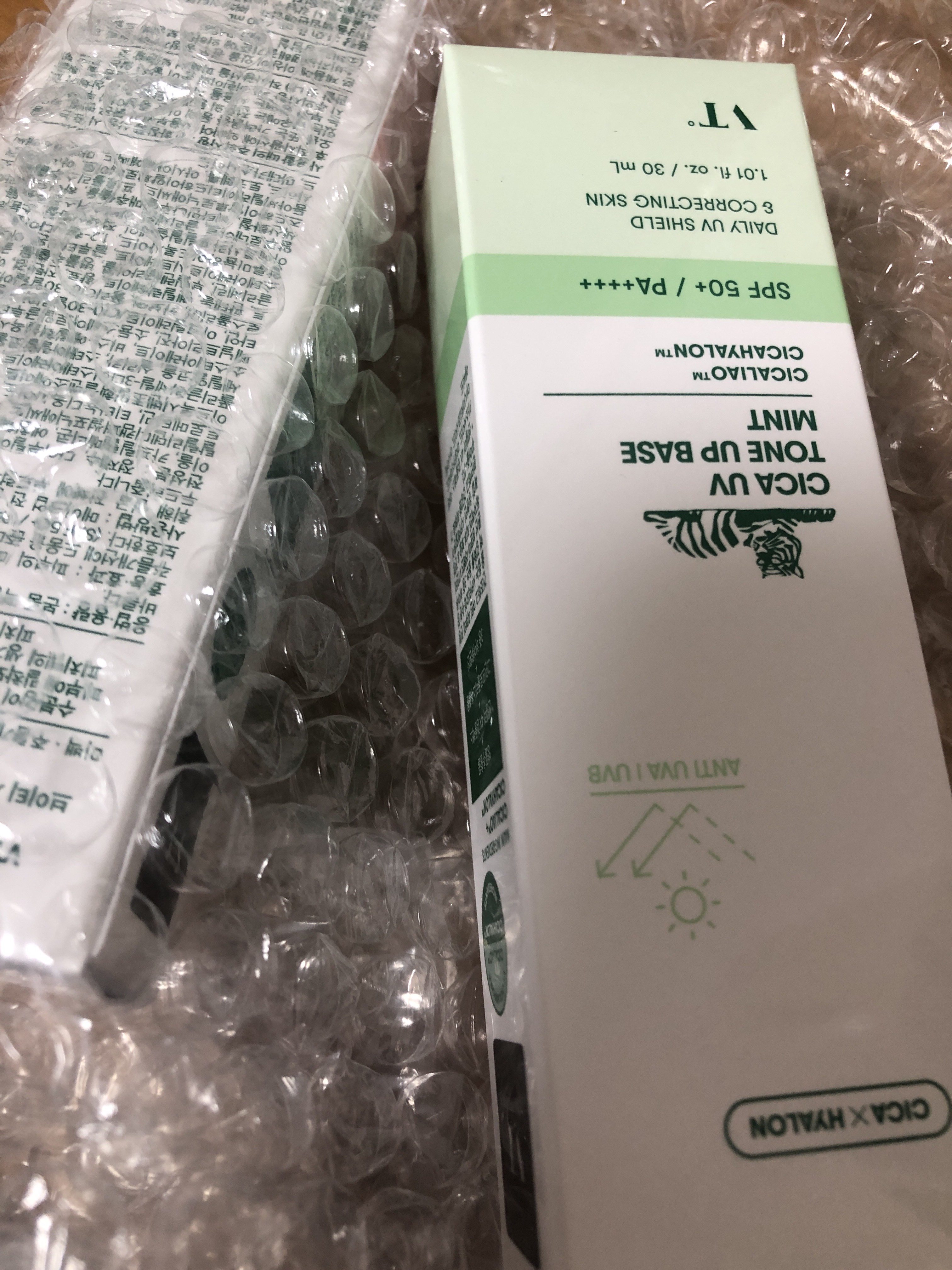 CICA UVトーンアップベース ホワイト/VT/化粧下地を使ったクチコミ（1枚目）