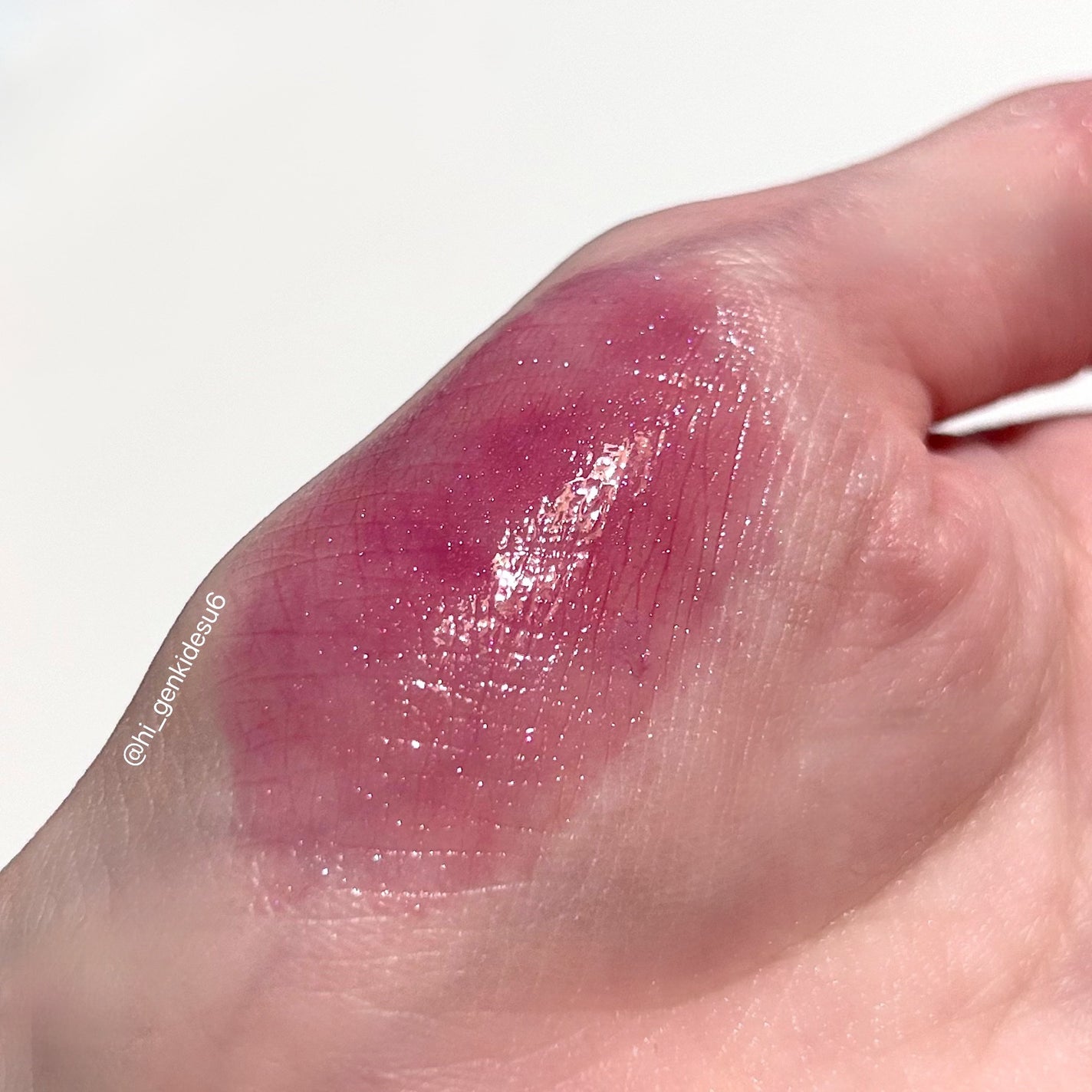 ジューシーラスティングティント/rom&nd/リップティントを使ったクチコミ(2枚目)