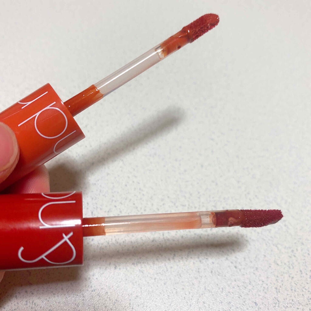 ジューシーラスティングティント/rom&nd/リップティントを使ったクチコミ(2枚目)