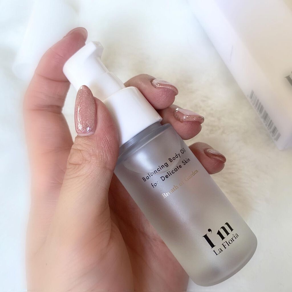 バランシングボディオイル ブレスオブガーデンの香り/I'm La Floria(アイム ラ フロリア)/デリケートゾーンケアを使ったクチコミ(2枚目)