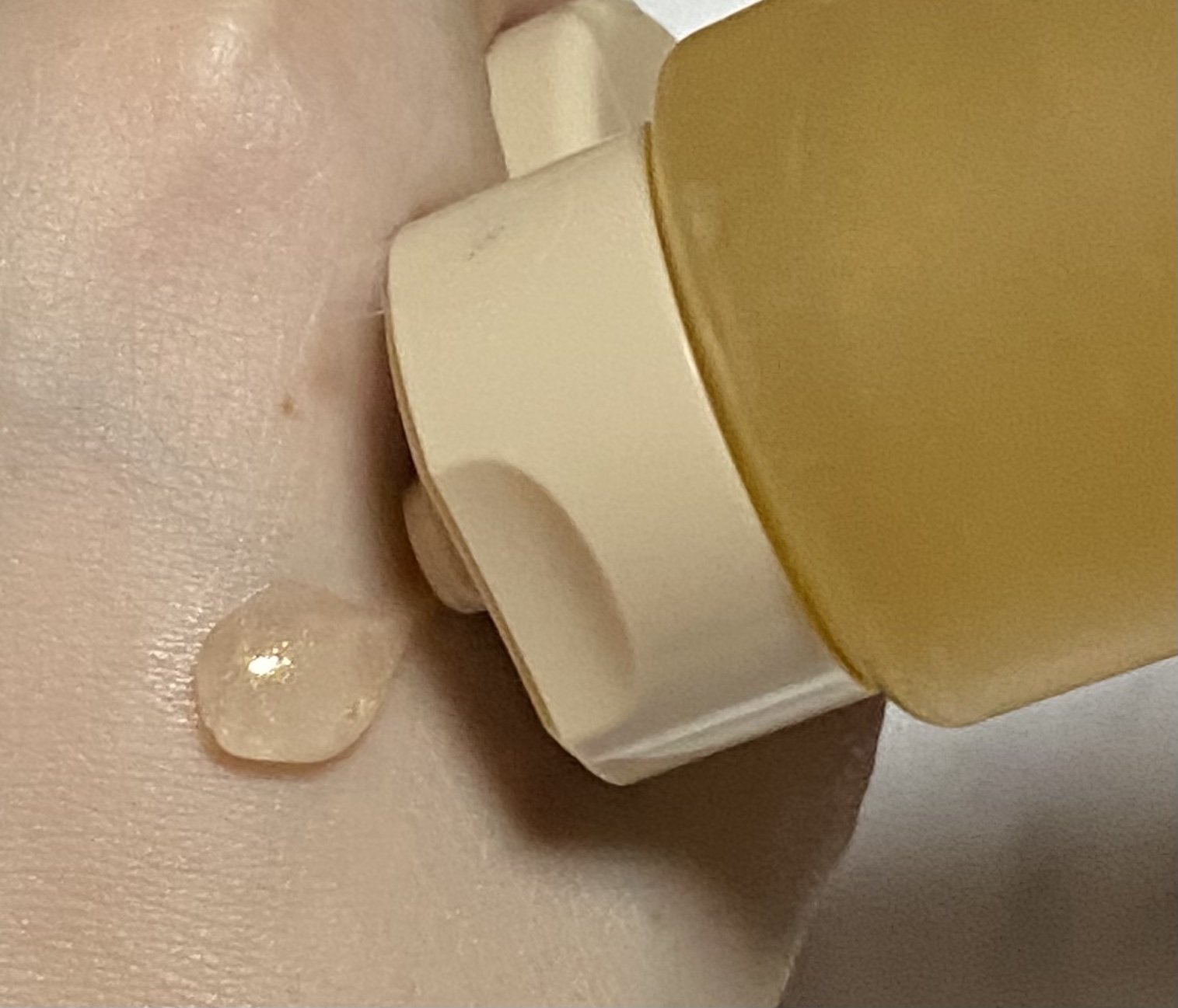 グロッシーパールジェル（キンモクセイ）/mythm/ヘアジェルを使ったクチコミ（2枚目）