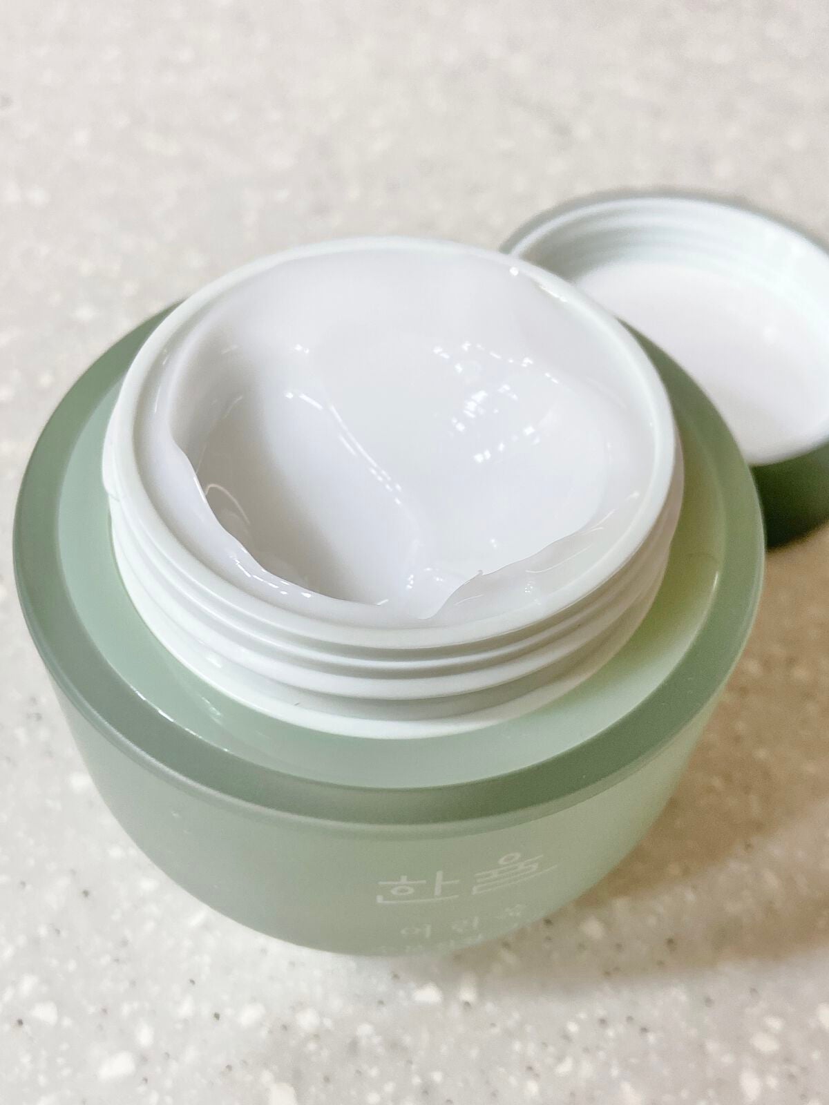 ピュアアルテミシア カーミングウォータークリーム/HANYUL(ハンユル)/フェイスクリームを使ったクチコミ(4枚目)