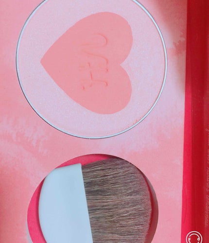 ワンダーハニー ハートフルなピュアチーク/VECUA Honey/パウダーチークを使ったクチコミ(1枚目)