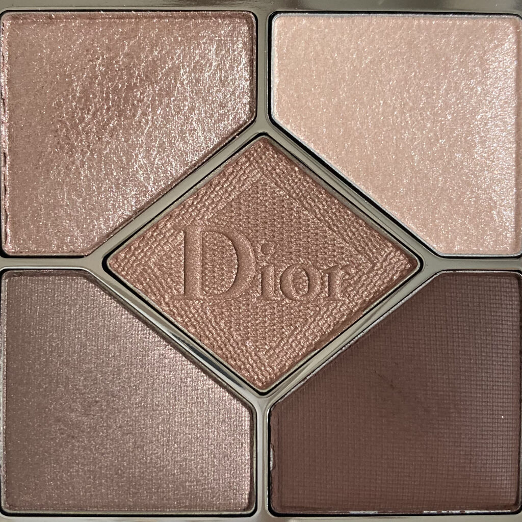 【旧】サンク クルール クチュール 669 ソフト カシミア/Dior/アイシャドウパレットを使ったクチコミ（3枚目）