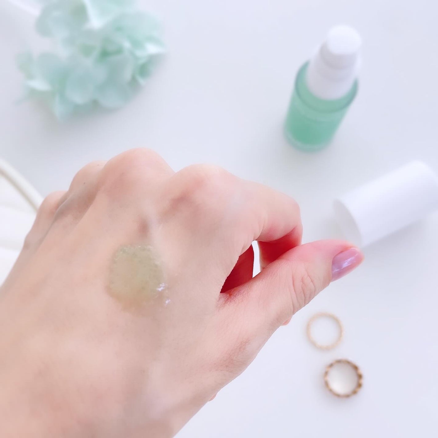 AquaTeca calming sun serum/Delphyr/日焼け止めローションを使ったクチコミ(2枚目)