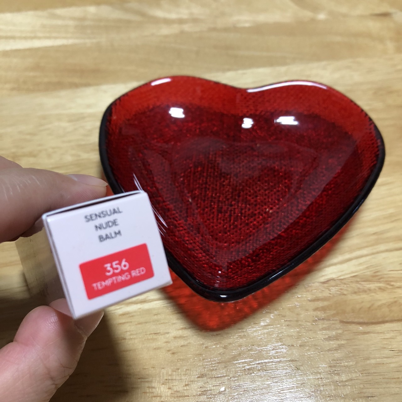 センシュアル ヌードバーム/HERA/リップバームを使ったクチコミ（2枚目）