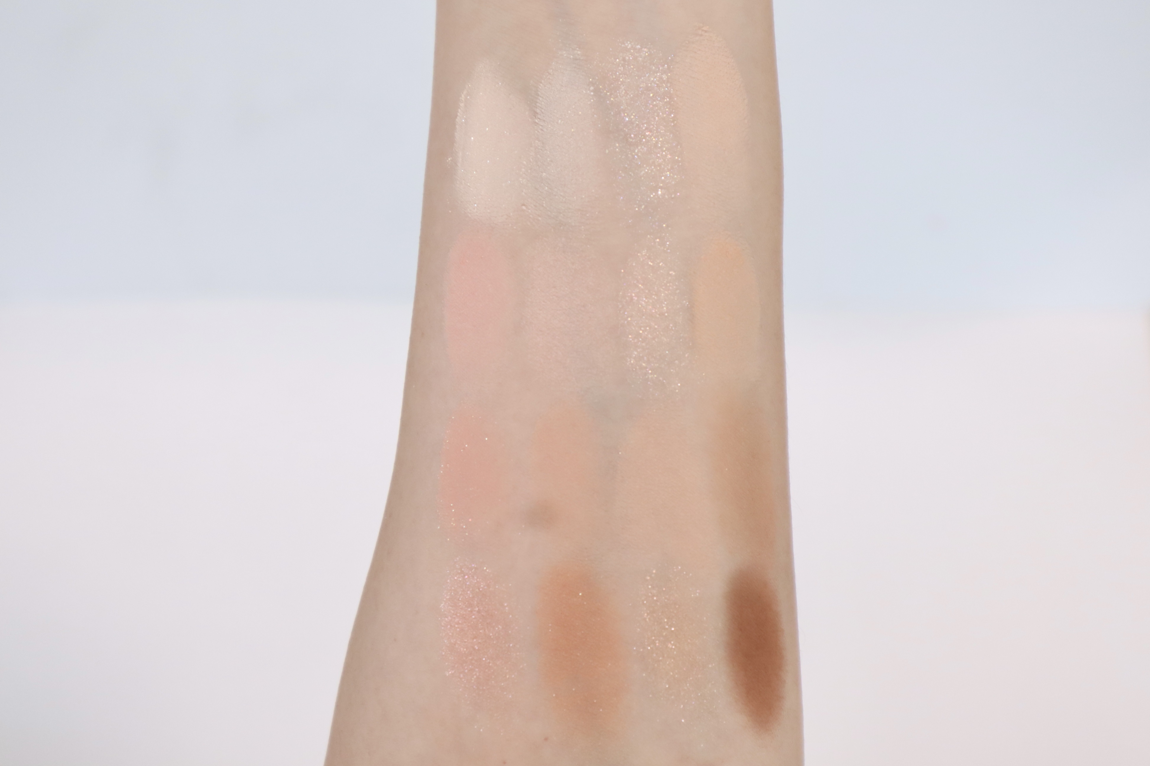 ソフトブラーリングアイパレット/wakemake/アイシャドウパレットを使ったクチコミ（3枚目）