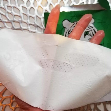 シカアルブチンマスク/NOWATER/シートマスク・パックを使ったクチコミ(2枚目)