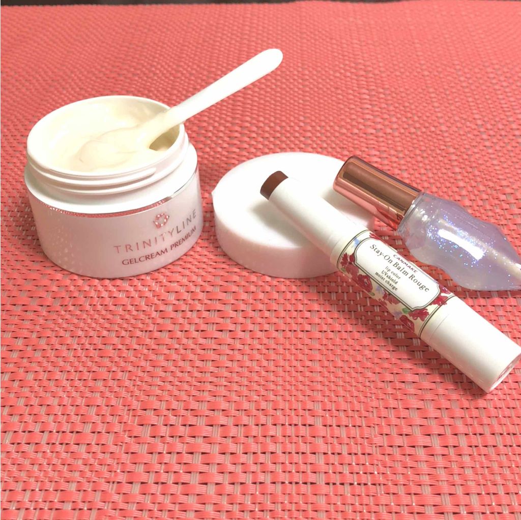 ジェルクリーム プレミアム/トリニティーライン/オールインワン化粧品を使ったクチコミ(2枚目)