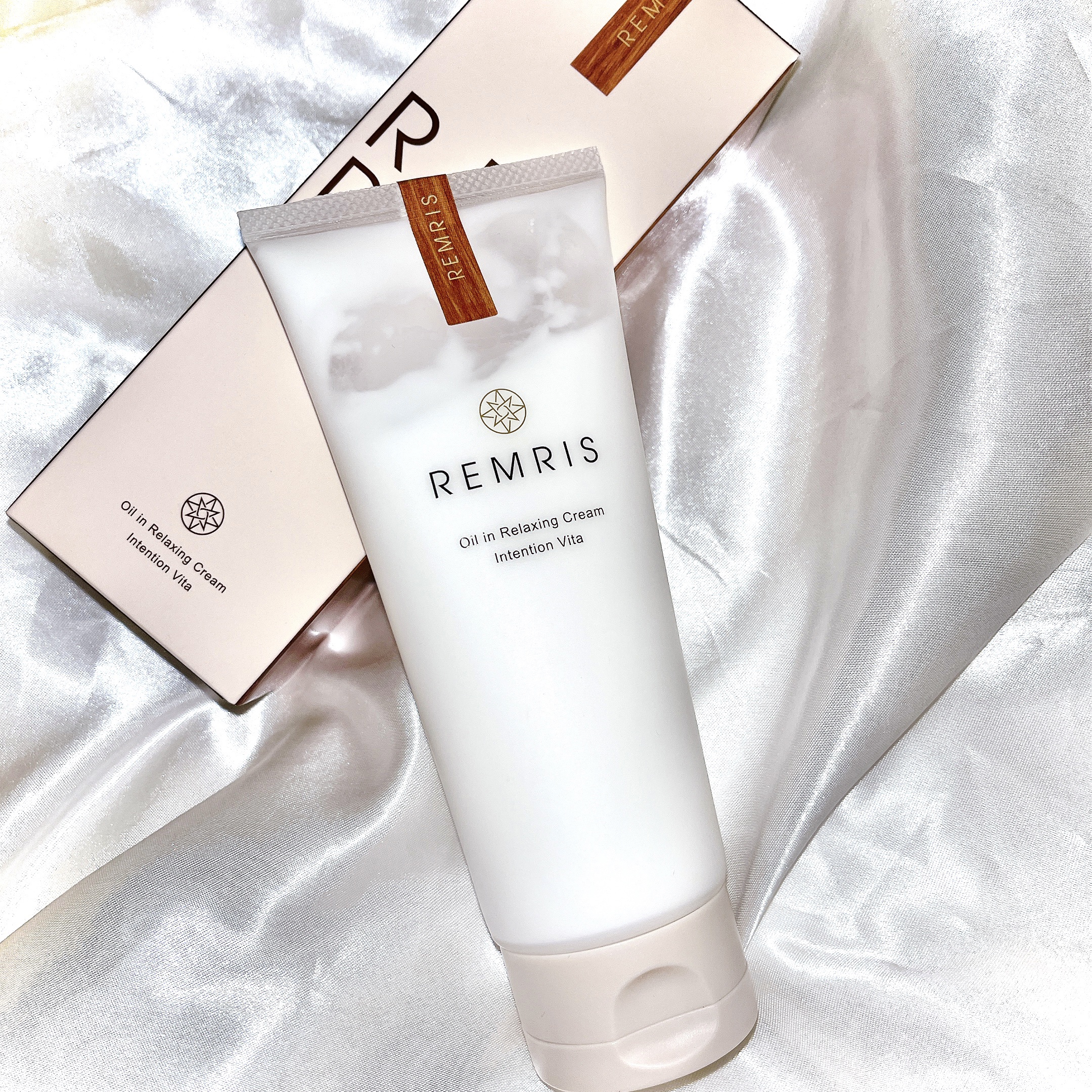 オイルinリラクシングクリーム/REMRIS/ボディクリームを使ったクチコミ（1枚目）