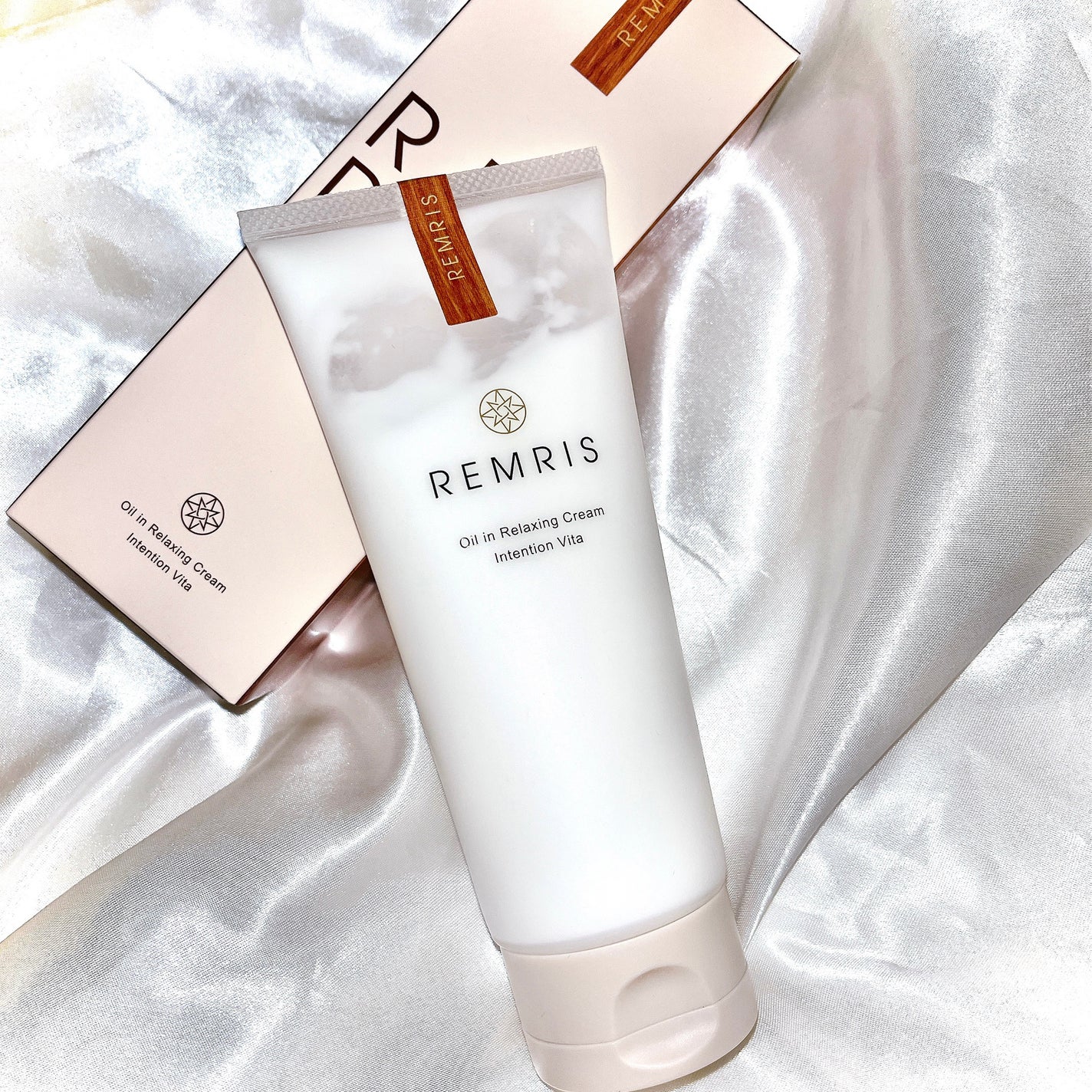 オイルinリラクシングクリーム/REMRIS/ボディクリームを使ったクチコミ(1枚目)