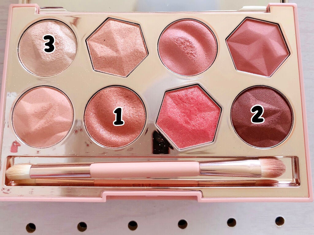 プリズム エアー アイ パレット/CLIO/アイシャドウパレットを使ったクチコミ(2枚目)