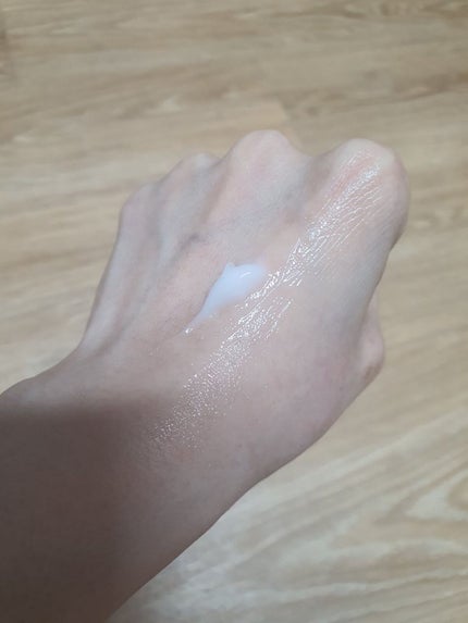 ピュアアルテミシア カーミングウォータークリーム/HANYUL(ハンユル)/フェイスクリームを使ったクチコミ(3枚目)