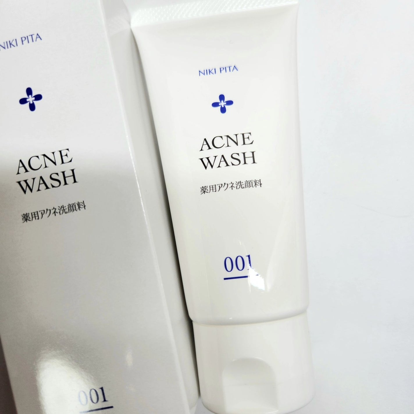薬用アクネ洗顔料 NIKI PITA