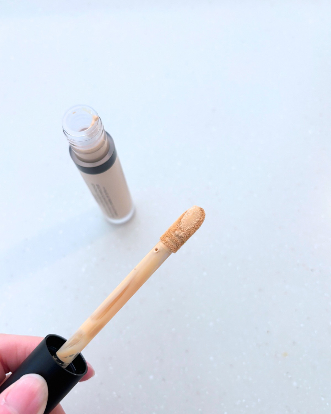 ベアプロ 16HR オールオーバー コンシーラー SPF25（PA+++）/bareMinerals/リキッドコンシーラーを使ったクチコミ（3枚目）