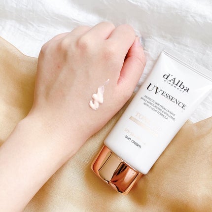 ウォータフルトーンアップサンクリーム/ダルバ/日焼け止めクリームを使ったクチコミ(3枚目)