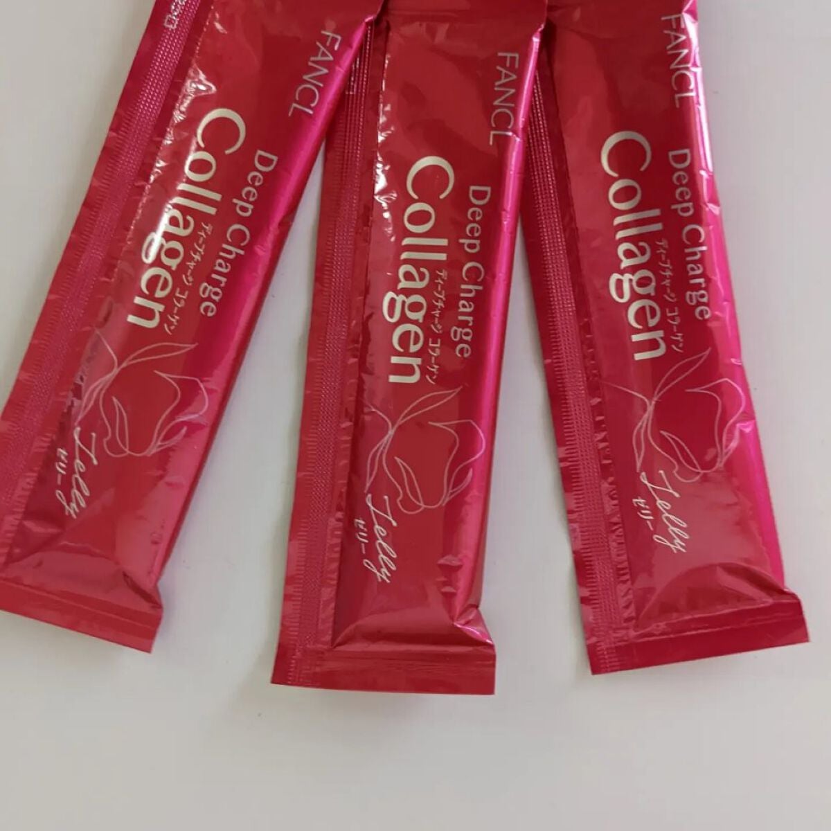 ディープチャージ コラーゲン スティックゼリー/ファンケル/美容サプリメントを使ったクチコミ(1枚目)