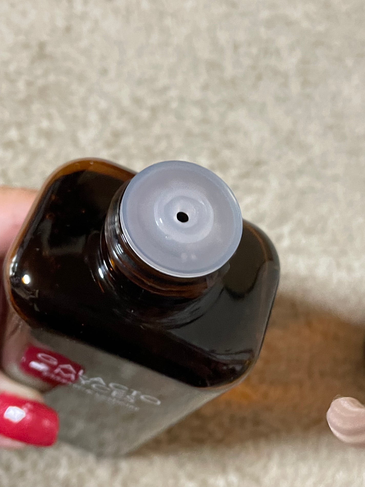 プラチナレーベル ワンズエッセンスローション(ビタミンC&セラミド)/プラチナレーベル/化粧水を使ったクチコミ(4枚目)