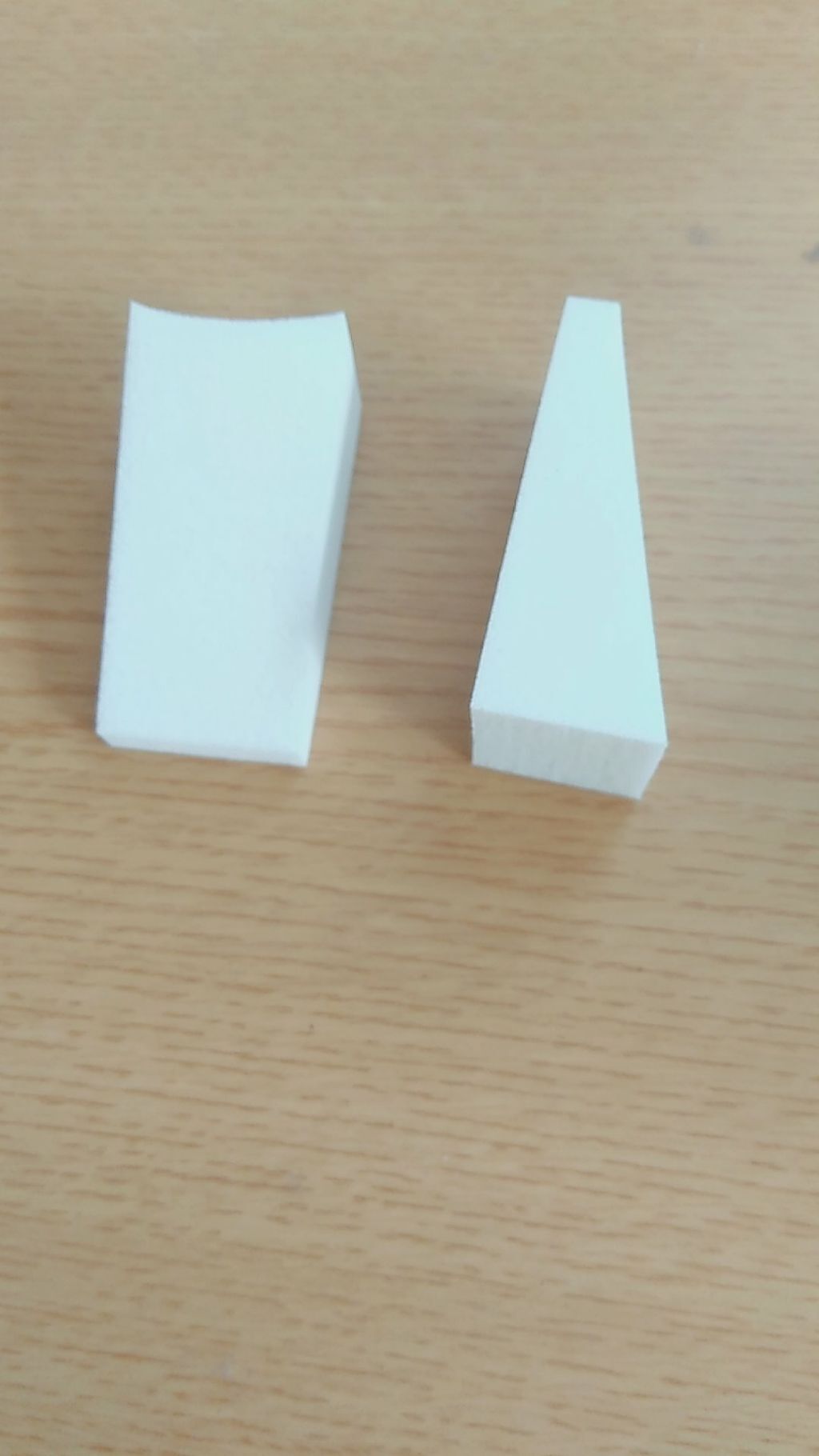 メイクアップスポンジバリューパック13P ウェッジ/DAISO/パフ・スポンジを使ったクチコミ(2枚目)