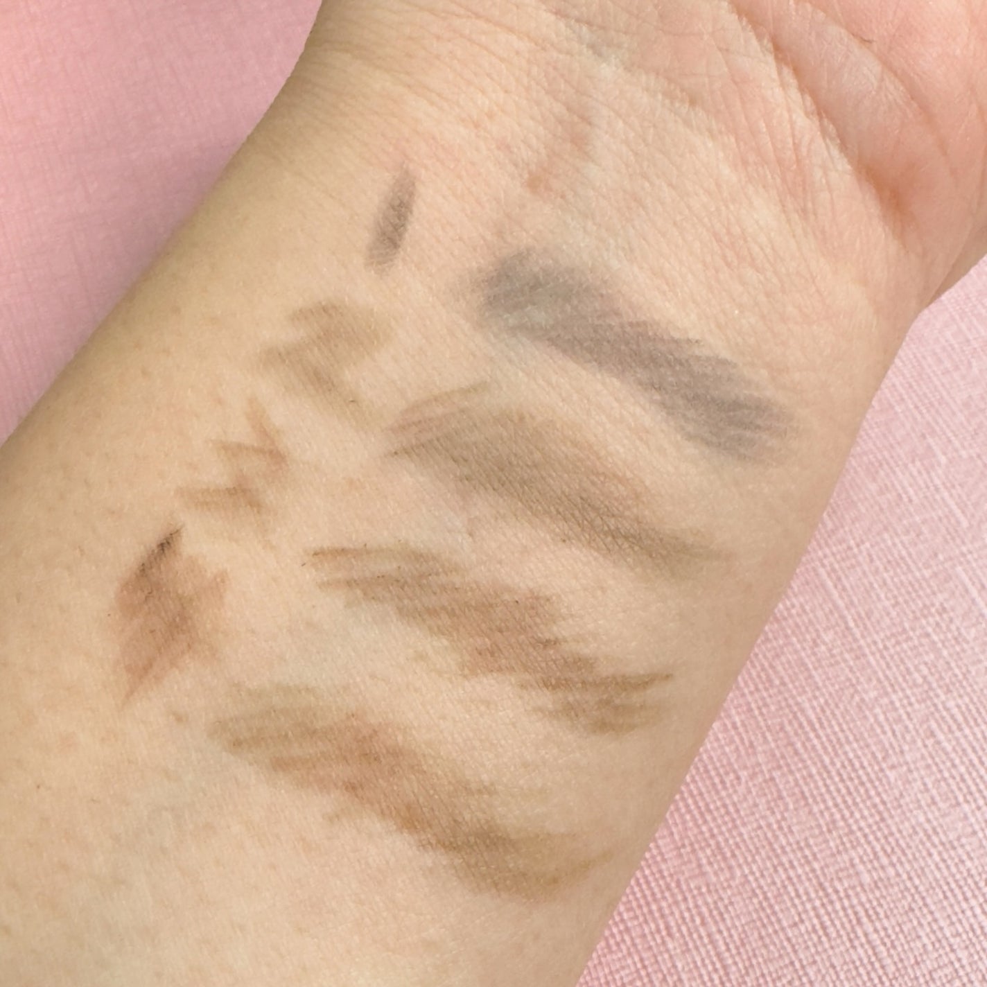 dakota on LIPS 「SisterAnnZeroSkillFixingEyebrow..」(5枚目)